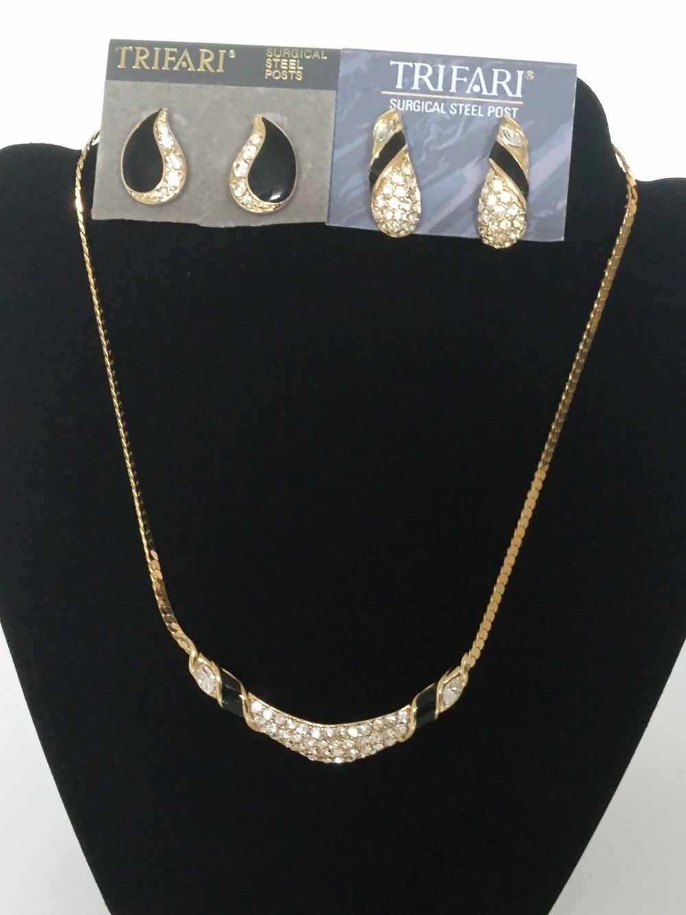 Vintage Trifari Gold-Tone, Black Necklace With Crystals And Matching Earrings